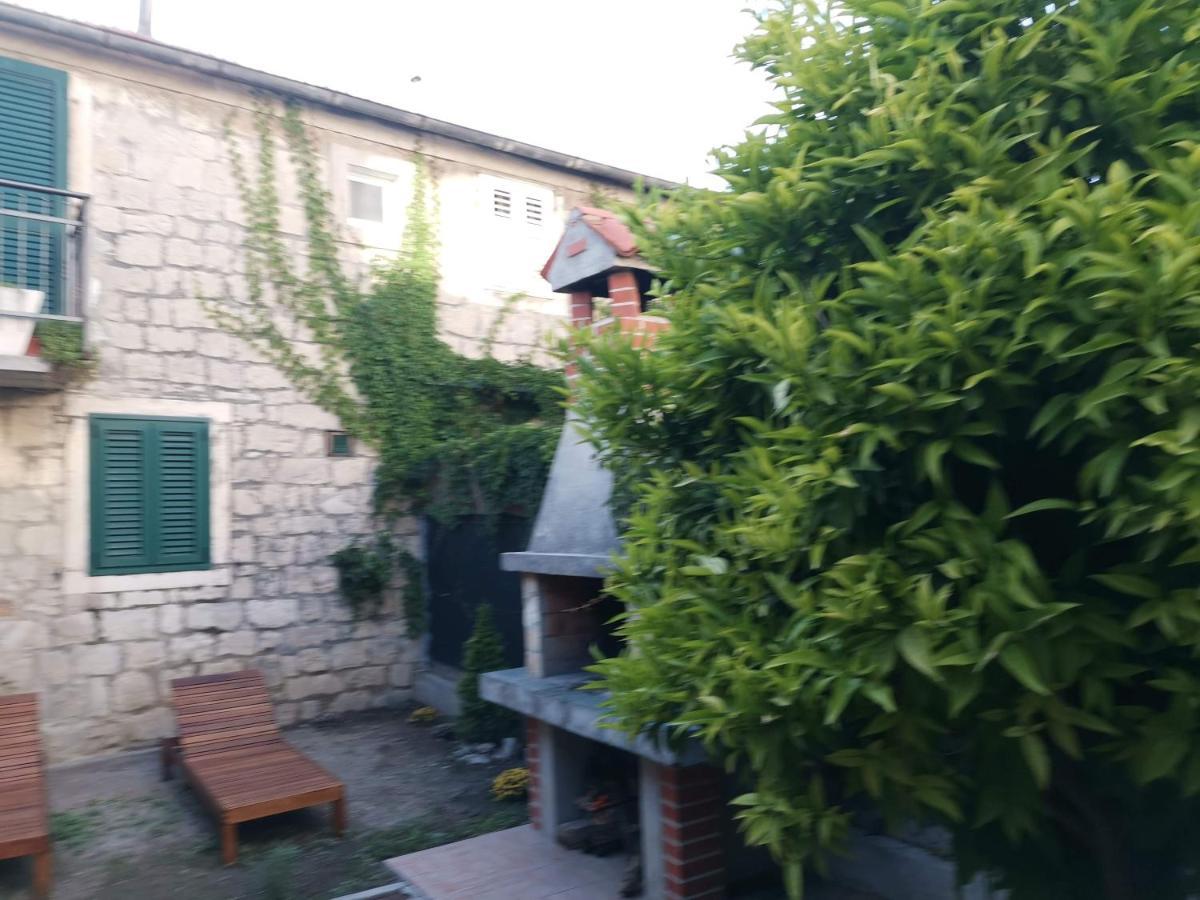 Diana Rooms And Apartment 스플리트 외부 사진