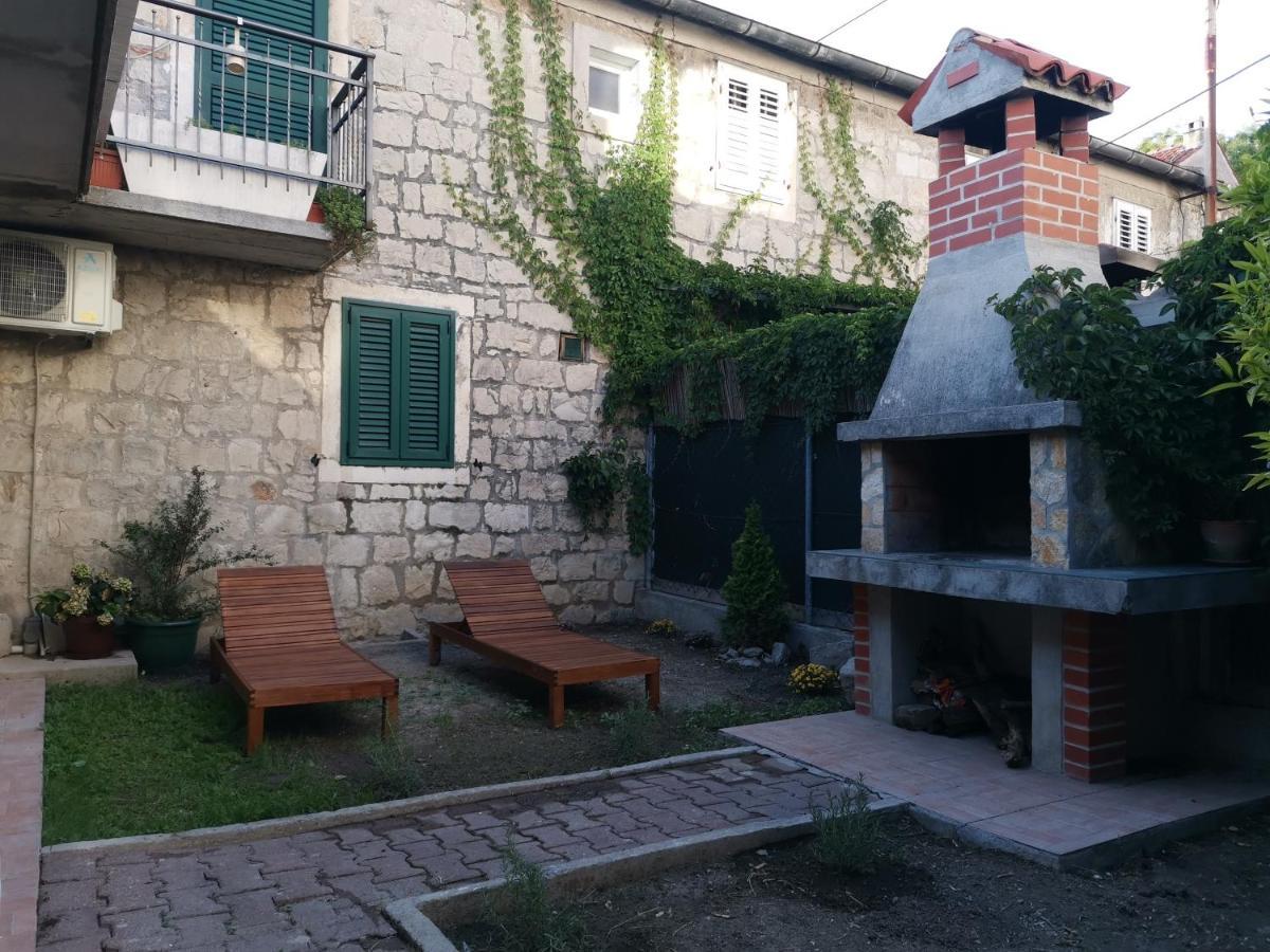 Diana Rooms And Apartment 스플리트 외부 사진
