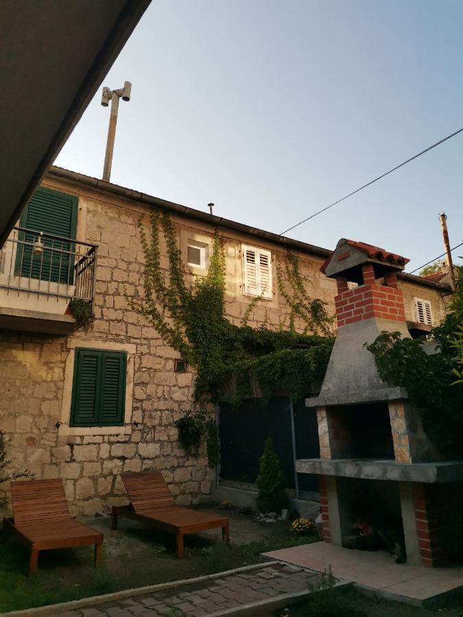 Diana Rooms And Apartment 스플리트 외부 사진